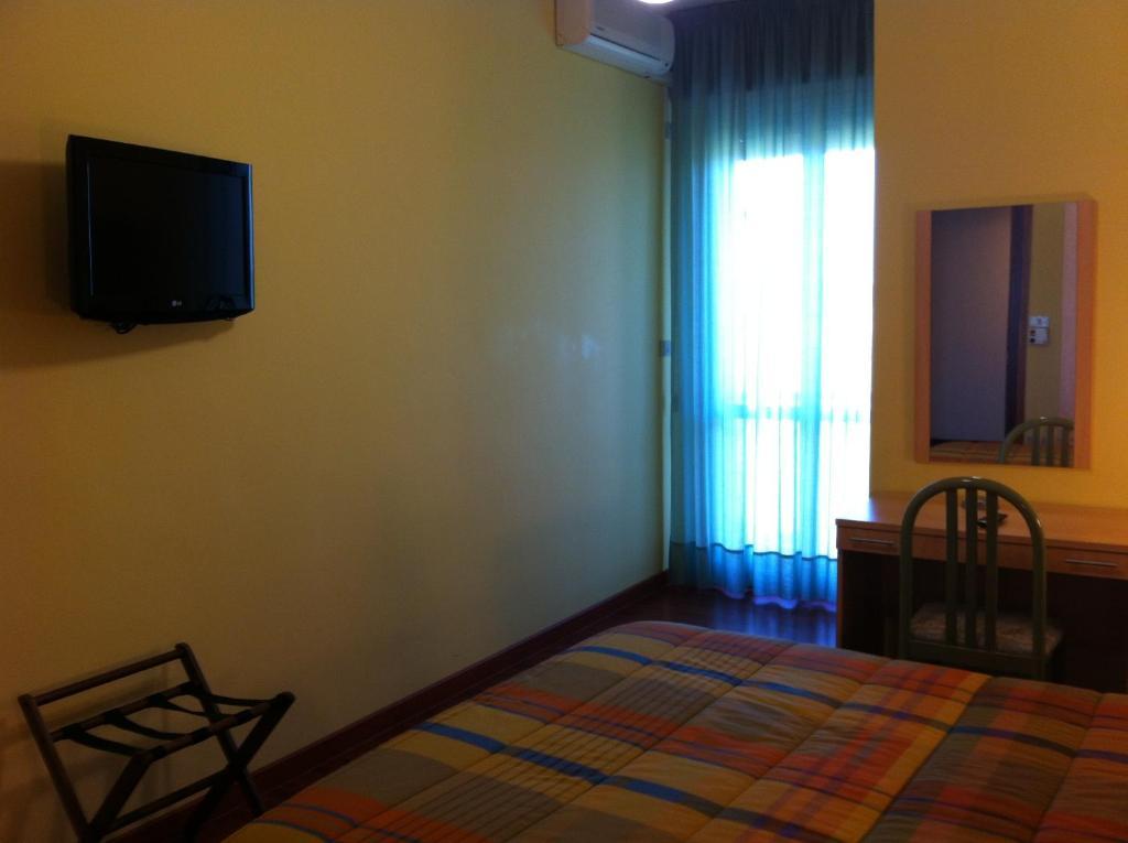 Hotel Atleti Foggia Pokoj fotografie